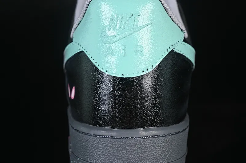 All categories Nk Air Force 1 Air Force series Nk Air Force 1 Low Air Force low top Nike Air Force 1'07 Low "Pink Electric Spider Shadow" Hand-painted graffiti Pink Electric Spider Shadow Air Force 1 low-top casual sneakers YD2425-011